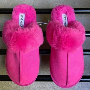 STEVE MADDEN Women Calmer Plush Slippers NEW NWOB